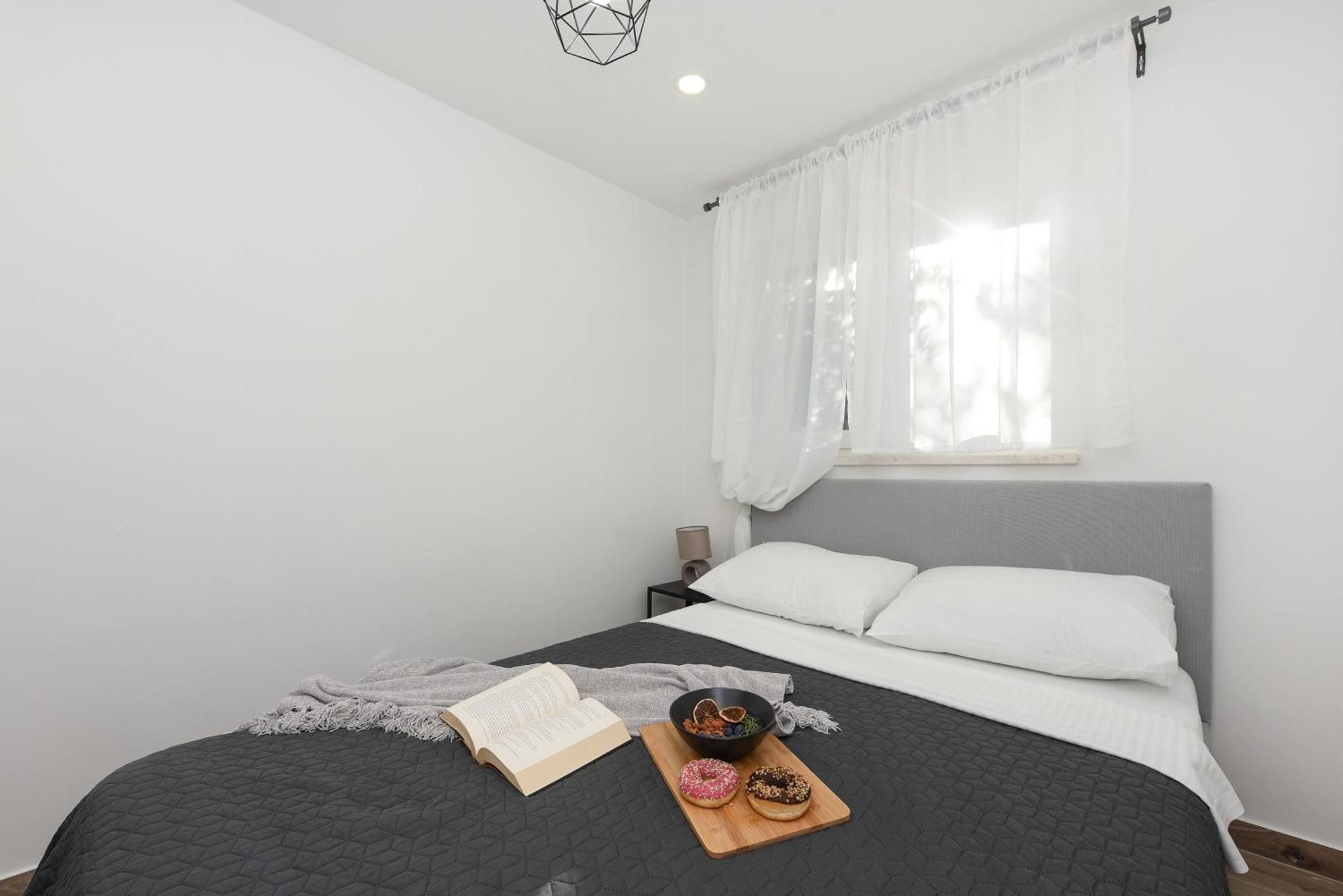 L&R Luxury Apartment- Free Parking Zadar Exterior foto